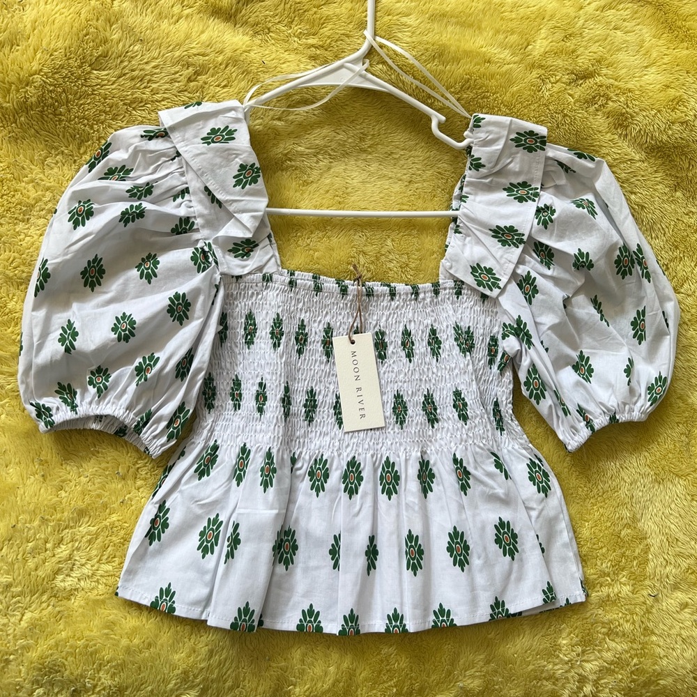 xs Moon River white blouse